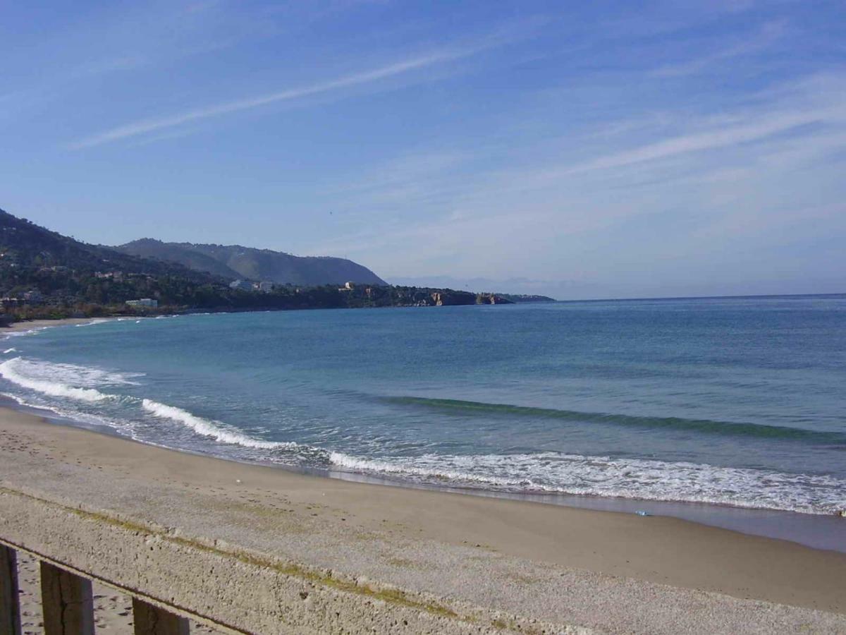 Green Villa Sand Beach Center Close Sea Veiw Cefalù Εξωτερικό φωτογραφία