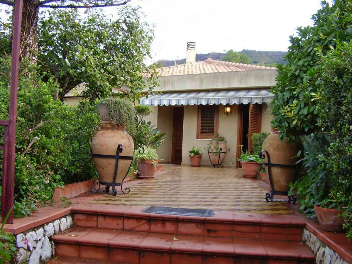 Green Villa Sand Beach Center Close Sea Veiw Cefalù Εξωτερικό φωτογραφία